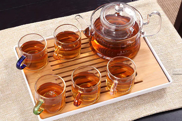 某知名餐饮品牌前段时间被查出餐具大肠杆菌超标！！！吃饭前烫餐具真的安全么？